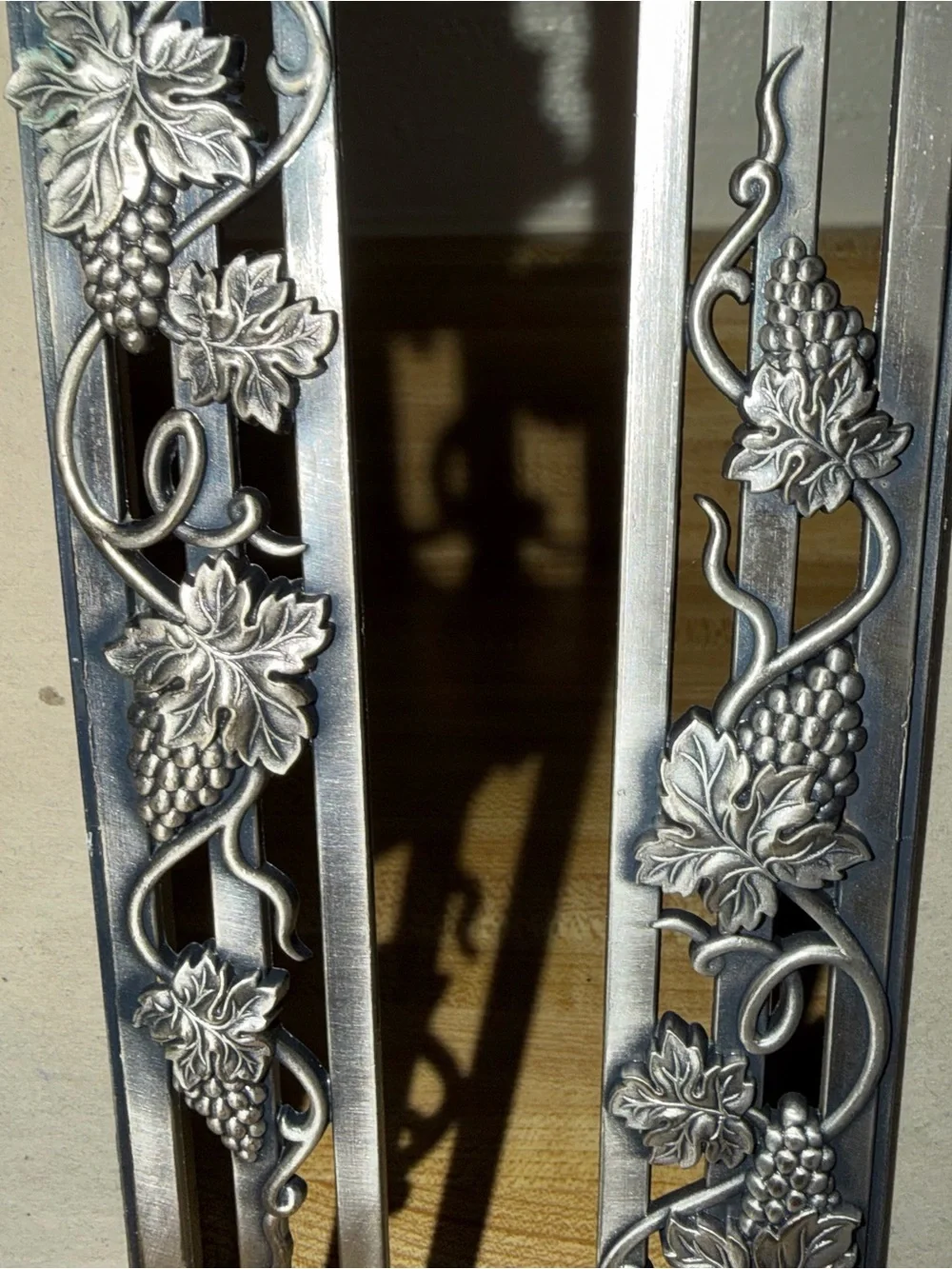 Vintage pewter Ornate Silver Vine Picture Frame - Elegant Home Accents 5x7